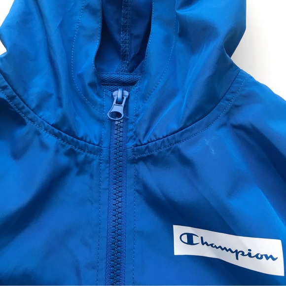 Boys Sized 5 Champion rain Coat - Picture 2 of 7